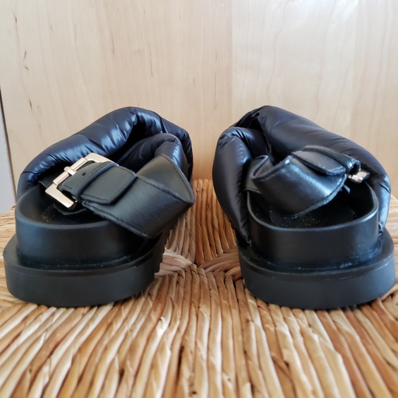 Guess Puff Sandals NEW! - Picture 3 of 14